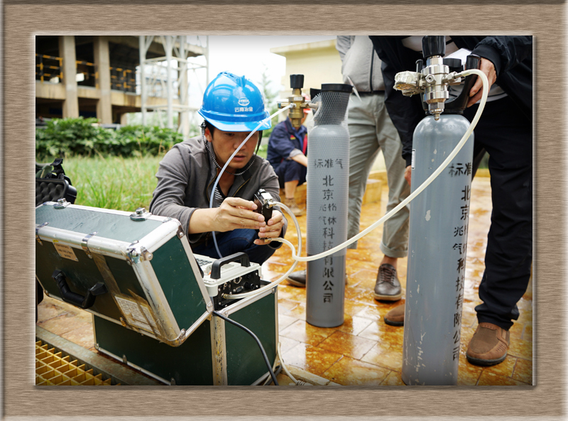 三等獎(jiǎng)15拍攝地點(diǎn)：陸良   內(nèi)容：細(xì)節(jié)決定成敗（楊慧勤）700.jpg