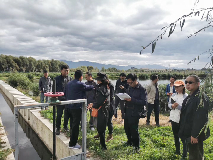 大理市洱海環(huán)湖截污工程(二期)竣工驗收02.jpg 大理市洱海環(huán)湖截污工程(二期)竣工驗收02.jpg